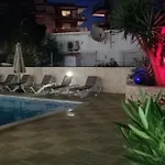 וילה Irena